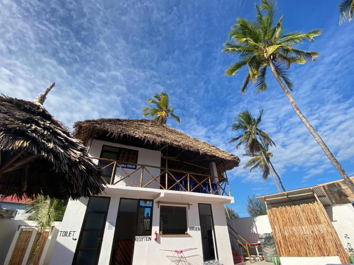 Amani Hotel باجي المظهر الخارجي الصورة