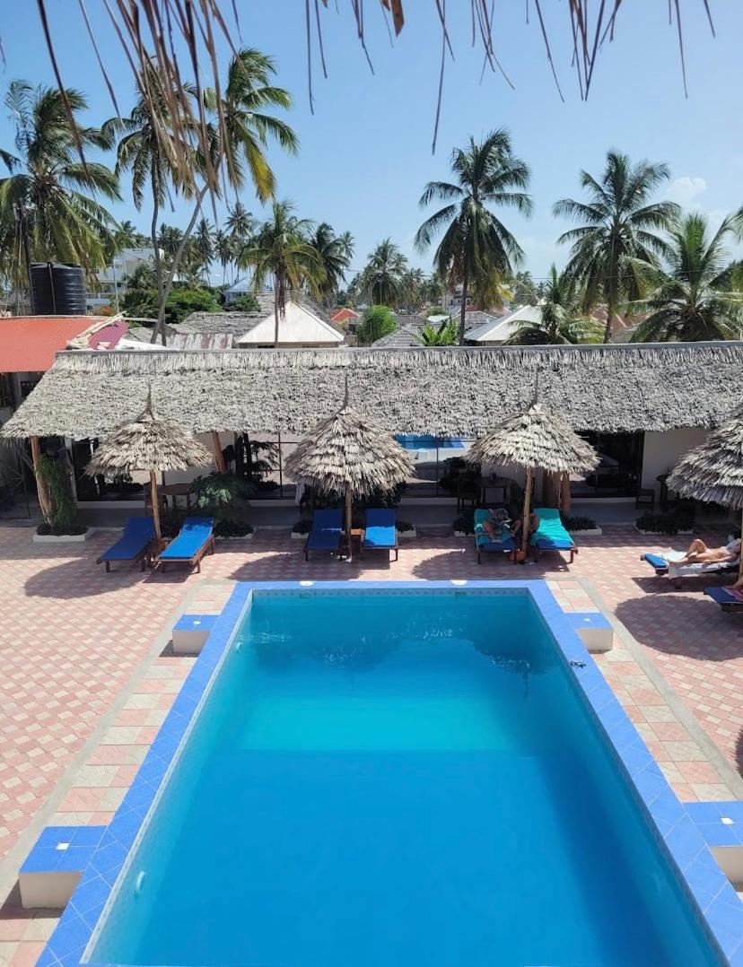 Amani Hotel باجي المظهر الخارجي الصورة